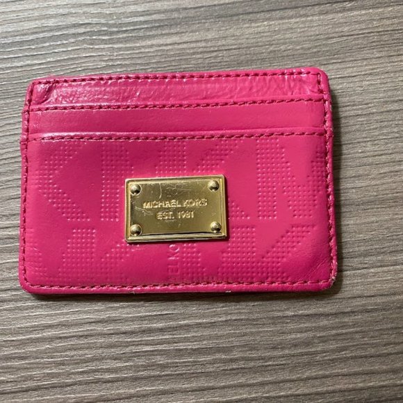 Michael Kors Pink Wallet - Picture 1 of 4